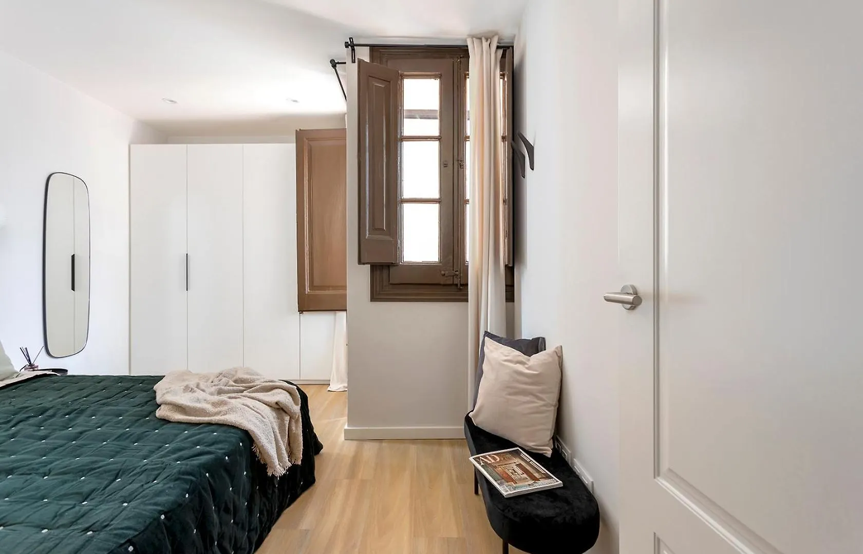 Serra House Premium Apartments Barcelona