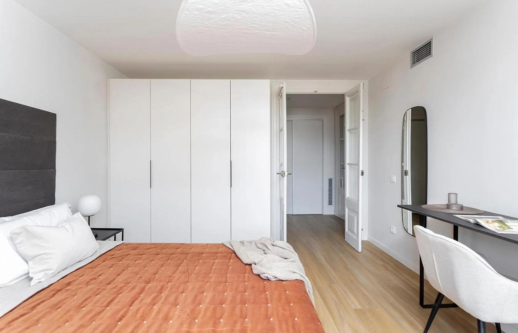 Serra House Premium Apartments Barcelona Spain