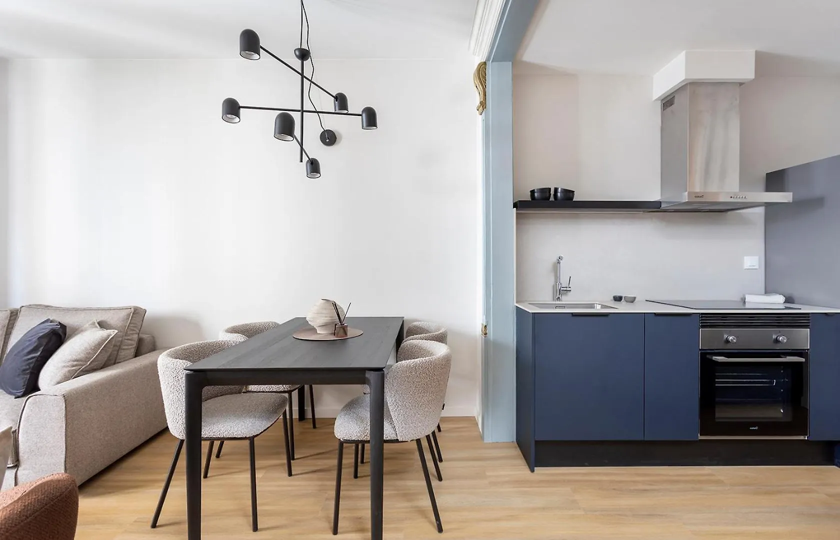 Serra House Premium Apartments Barcelona Spain