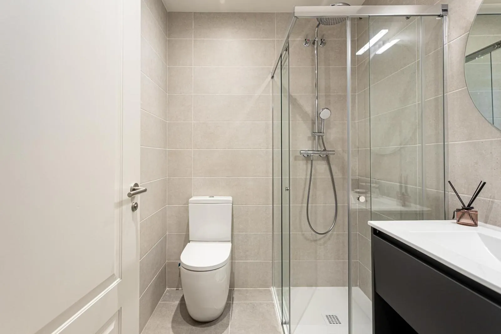 Serra House Premium Apartments Barcelona