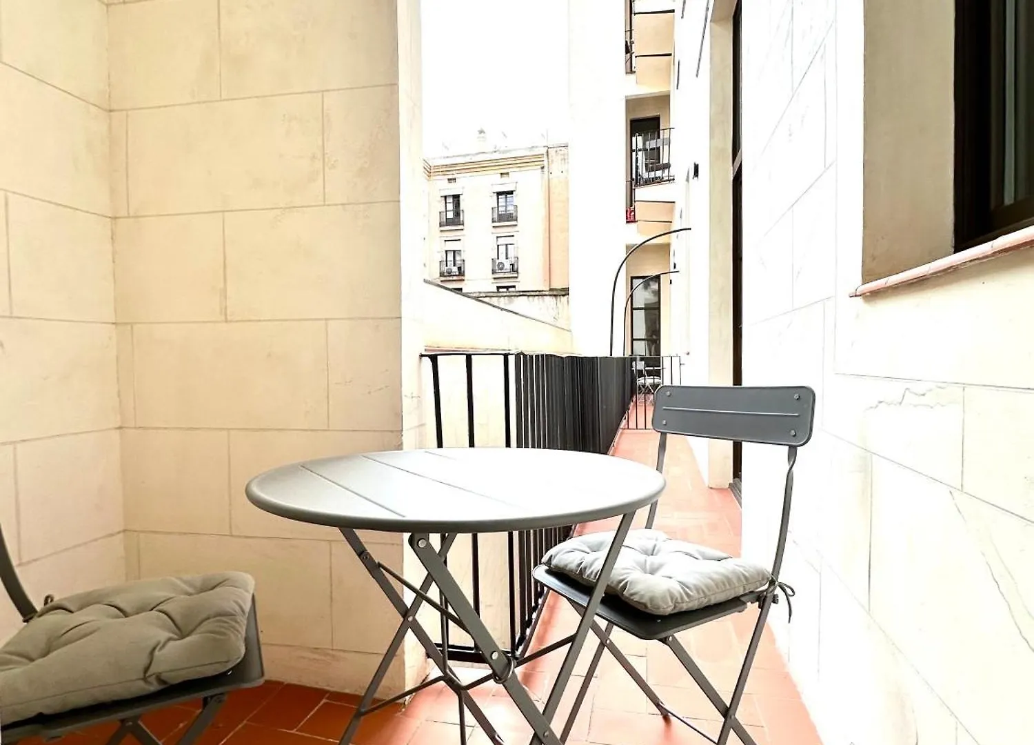 Serra House Premium Apartments Barcelona