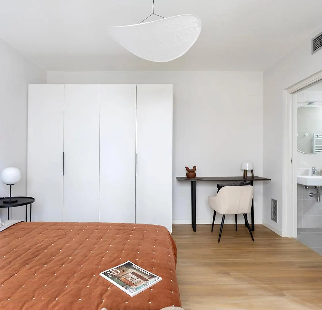 Serra House Premium Apartments Barcelona