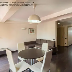 Barnapartments Raval Apartment