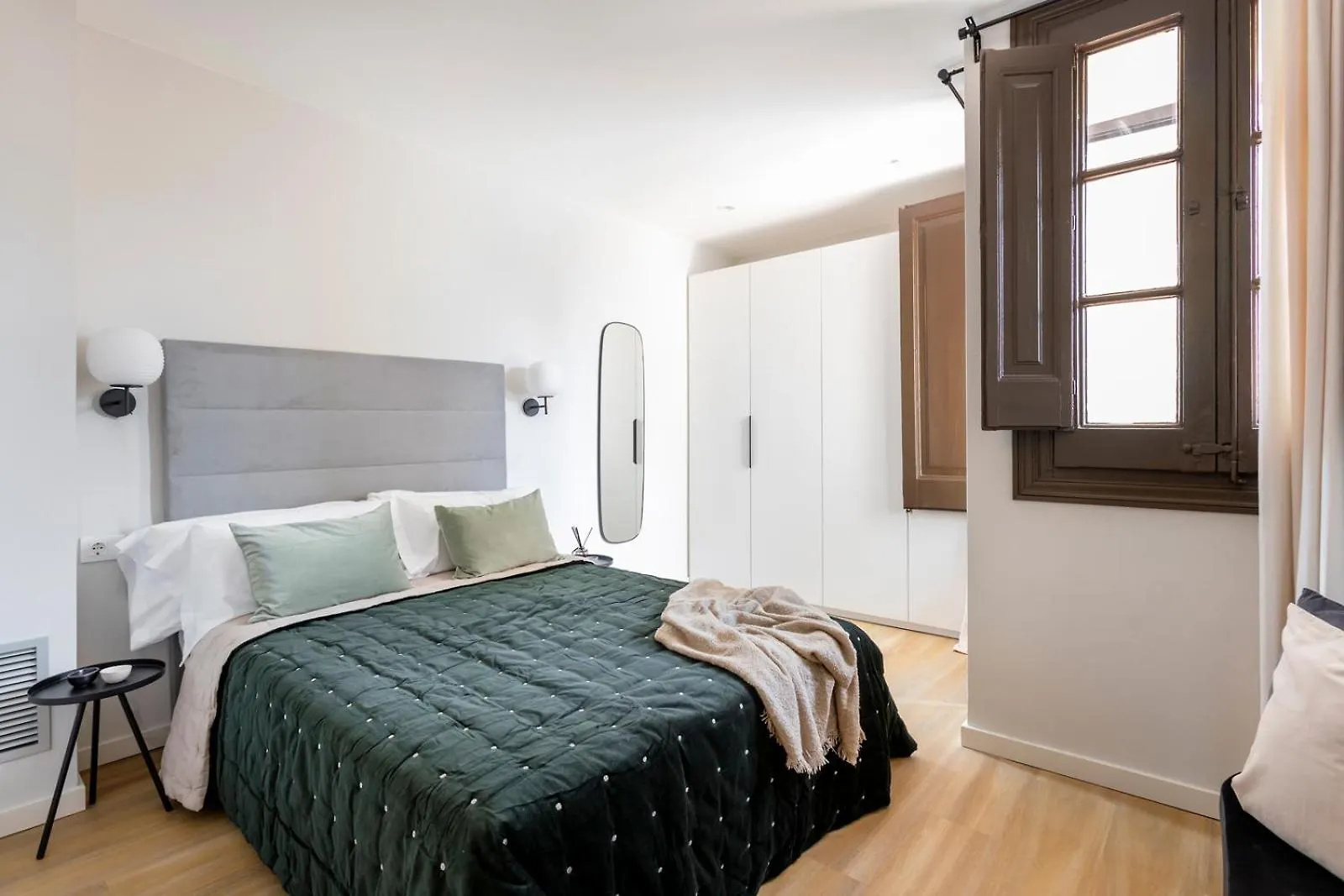 Serra House Premium Apartments Barcelona Spain