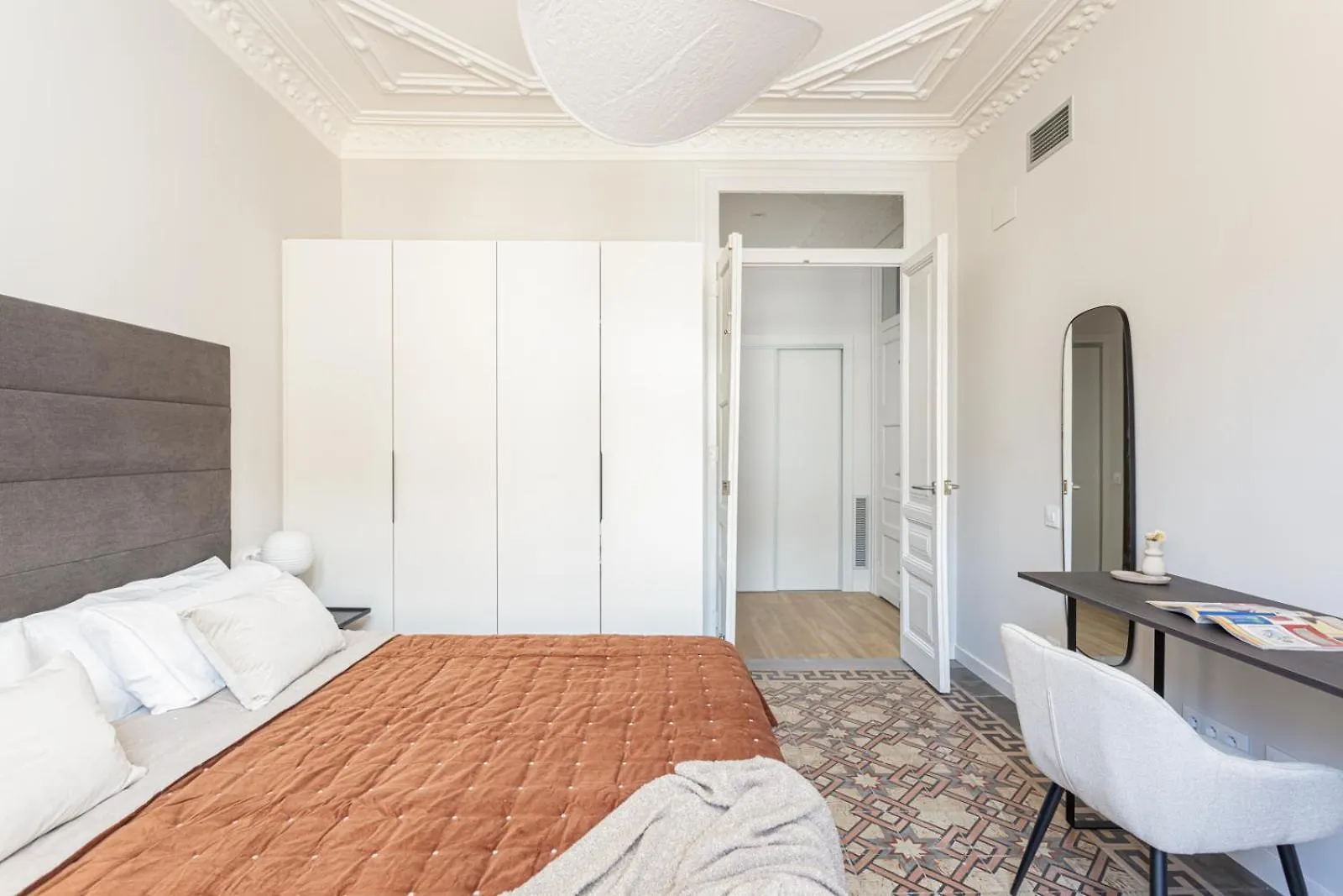 Serra House Premium Apartments Barcelona